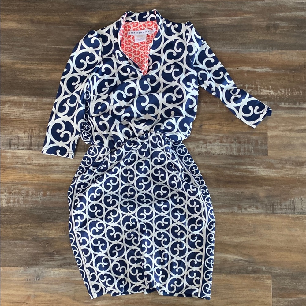 Chic Blue and White Patterned Dress